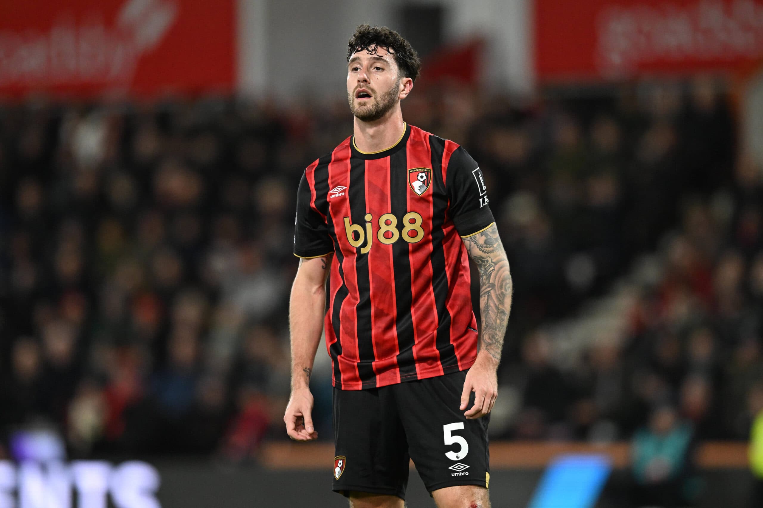 Report: Liverpool favourites to sign Premier League defender