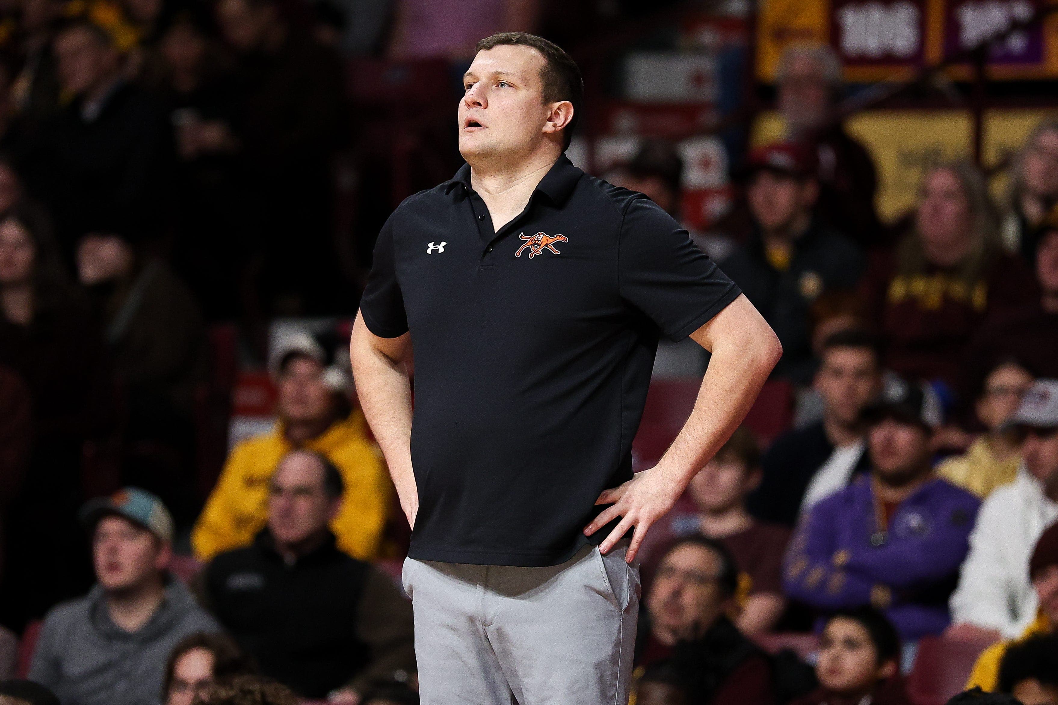 How much money will new Louisville basketball assistant coaches make?